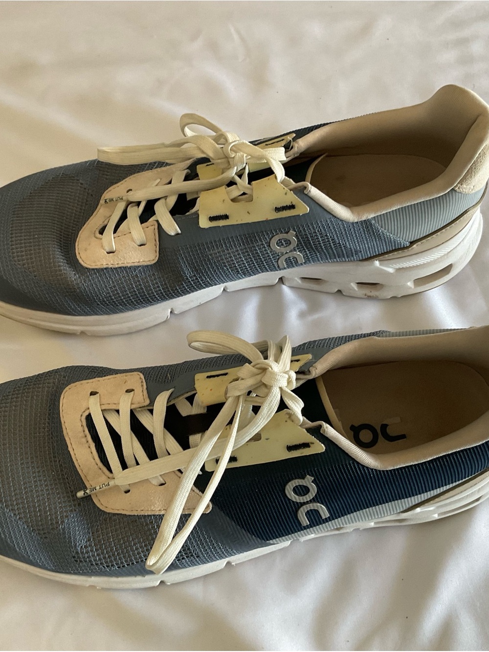 On Women's Blue and White Cloudfeel Lace-Up Sneakers